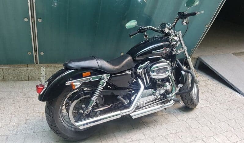 2013 Harley-Davidson Sportster 1200 (XL1200) full