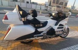 
										2016 Honda GoldWing (GL1800) full									