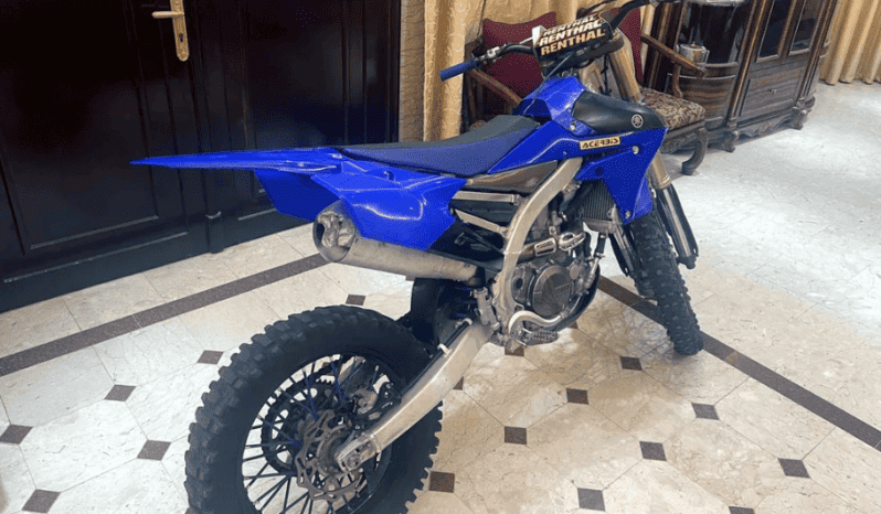 
								2017 Yamaha YZ450FX full									